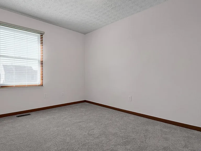 321 Amber Wood Way — Photo 12