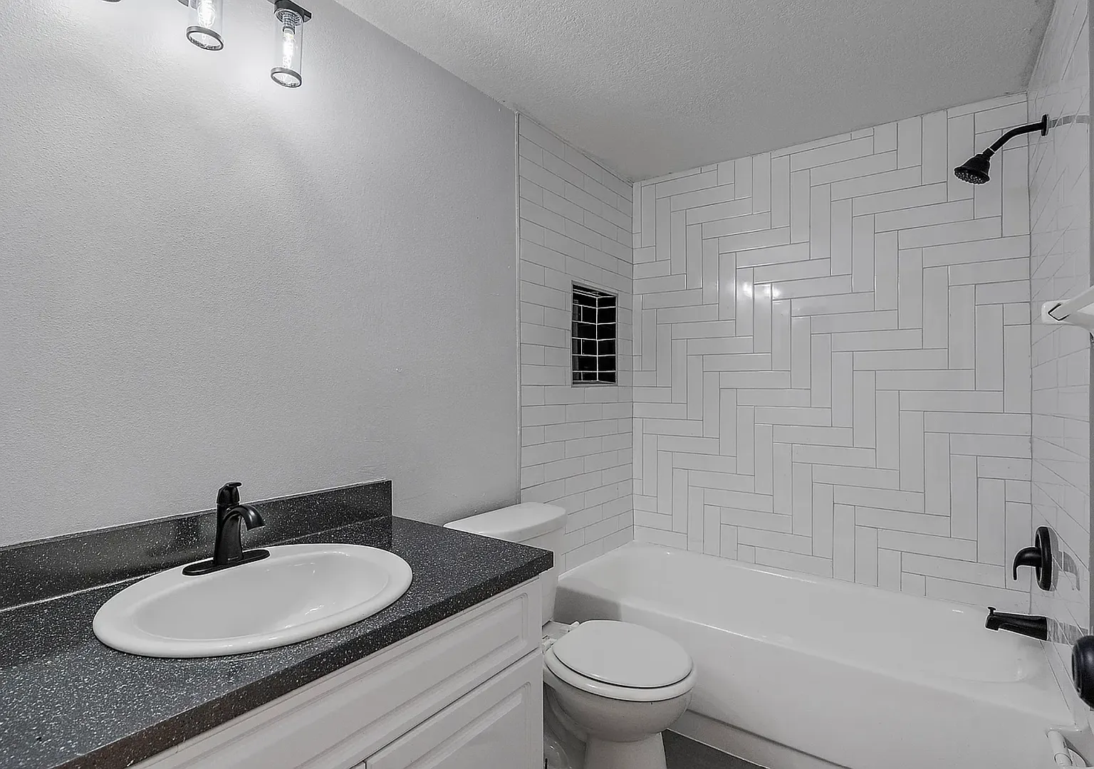 Splendid unit near the beach — Photo 4