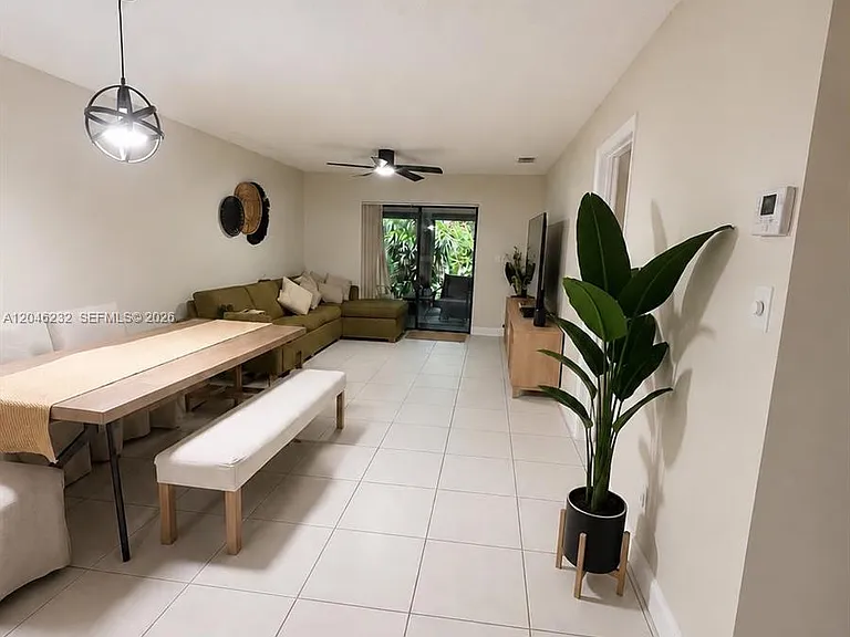 7954 NW 41st Ct — Photo 3