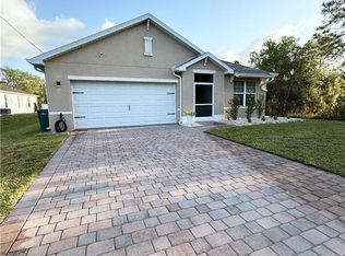 3575 20th Ave NE, Naples, FL 34120