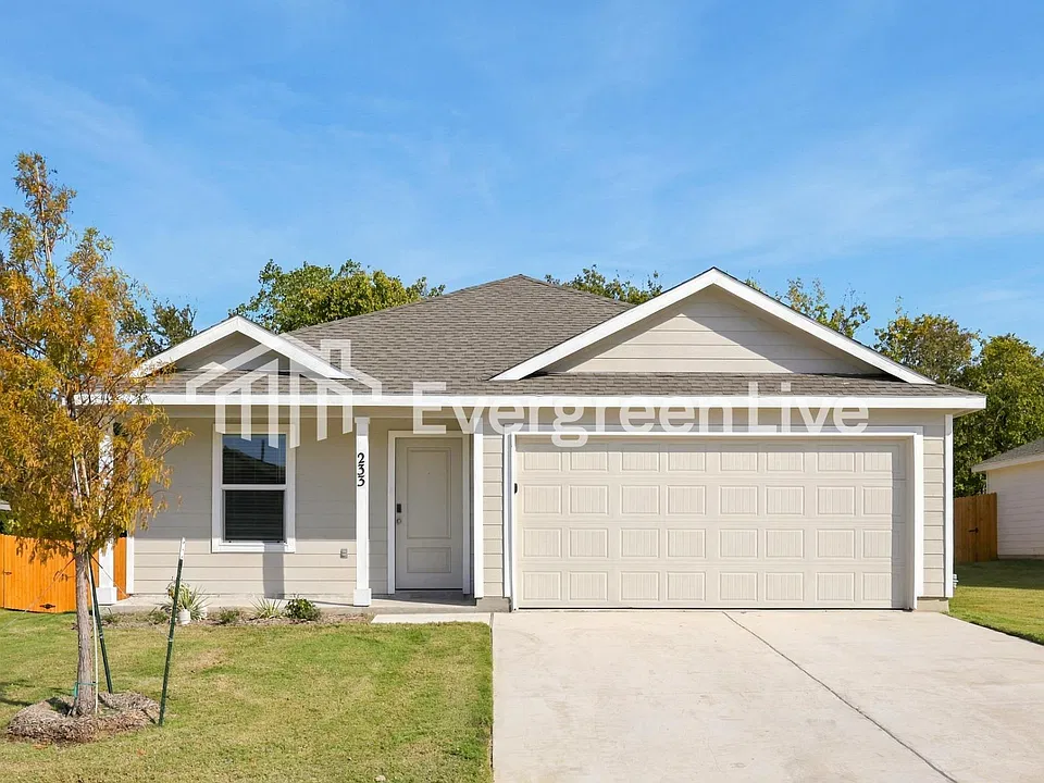 233 Hidden Meadows Dr