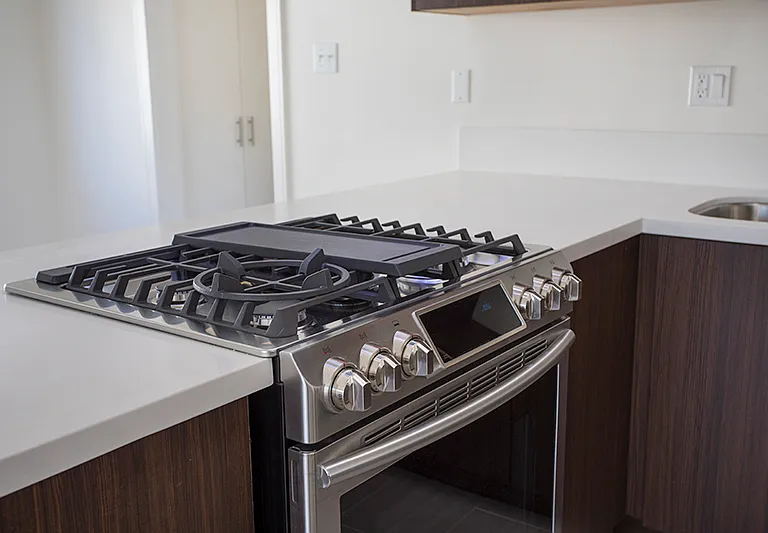 377 W Lexington Dr #9 — Photo 5
