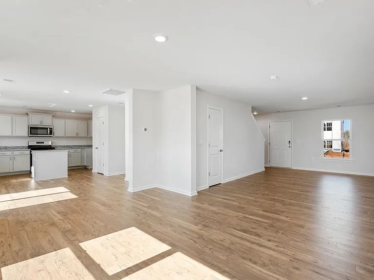 3608 Shadow Pine Dr — Photo 8