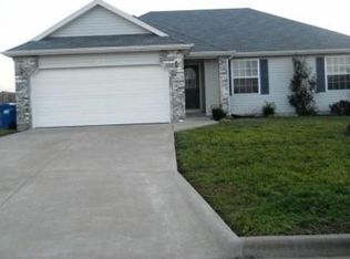 702 W Osage St, Clever, MO 65631