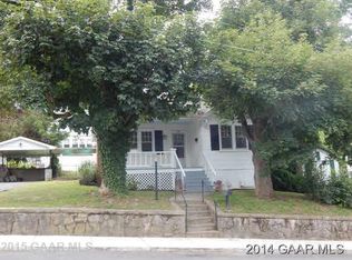 914 Trout St, Staunton, VA 24401