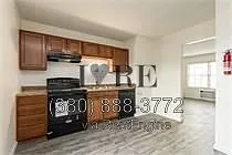 2 bed, 1.0 bath, 764 sqft, $925 — Photo 2