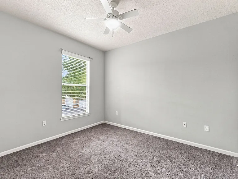 10436 Villa View Cir — Photo 21