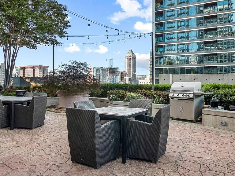 855 W Peachtree St NE #2415 — Photo 43