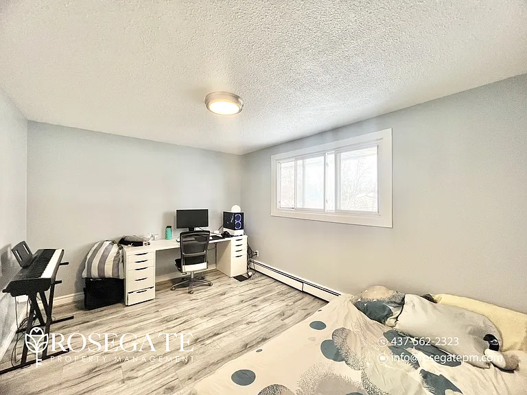 318 Erb St W #3 — Photo 14