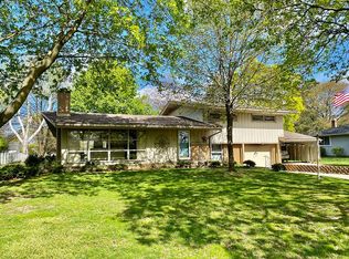 451 Ruff Dr, Monroe, MI 48162