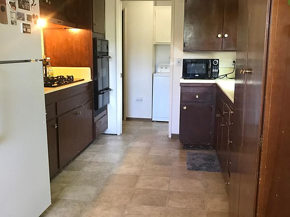 2nd image of 1847 Oceanaire Dr