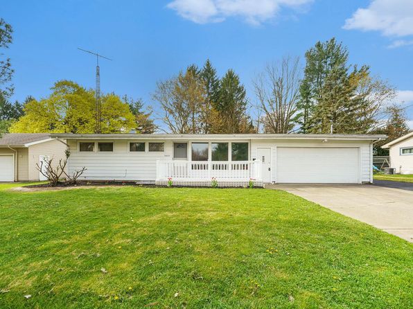 3027 Haskell St, Kalamazoo, MI 49006