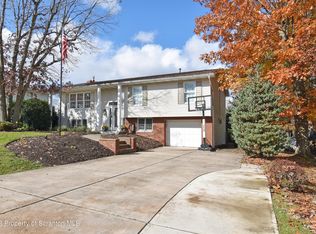 727 4th St, Archbald, PA 18403