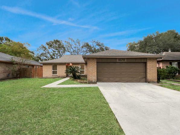 10711 Forest Leaf Dr