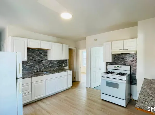 10 Branch St #3, Waterbury, CT 06704