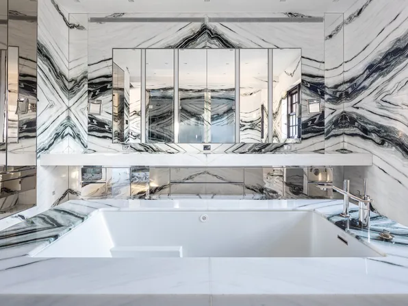 11 East 68th Street image 13 of 19