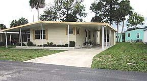 4th image of 401 Prince Charles Ct