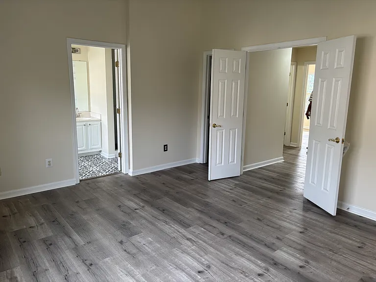 2453 Fox Stream Ln — Photo 14