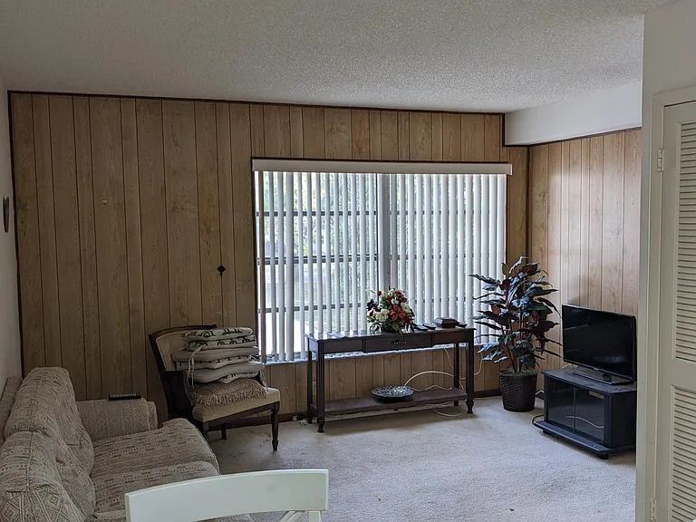 2228 Swedish Dr #28 — Photo 10