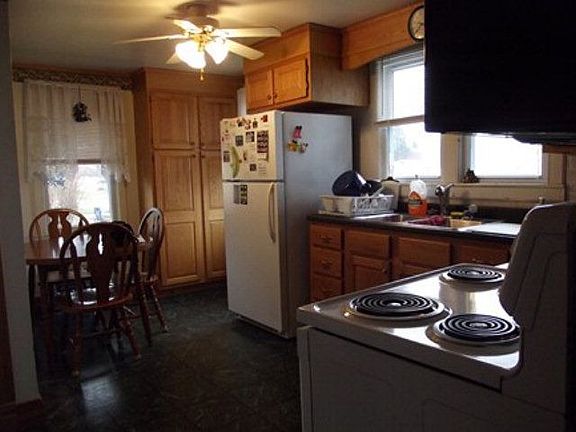 2nd image of 41 Church St