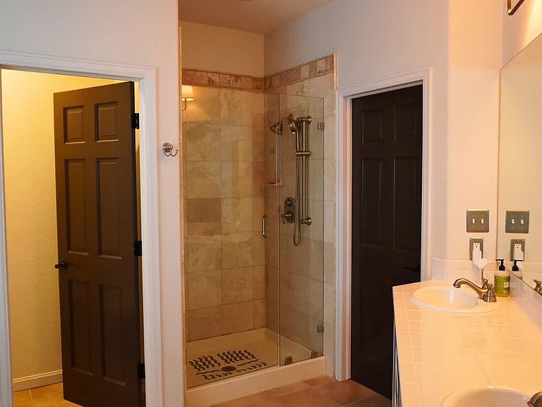 1635 Muirfield Ln — Photo 13