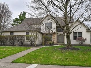 5110 Abigail Dr, Lyndhurst, OH