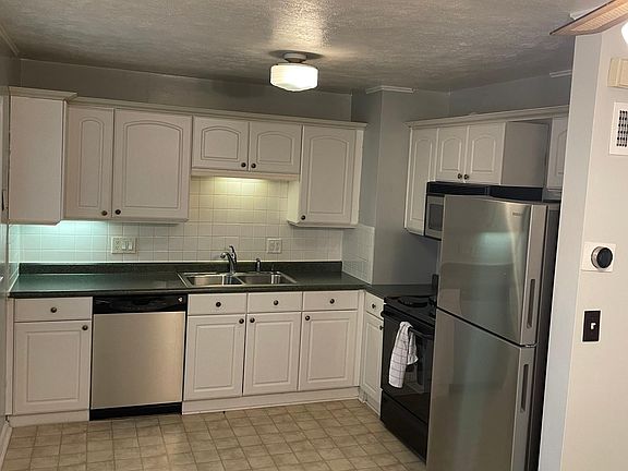 5th image of 8651 Minnehaha Ln