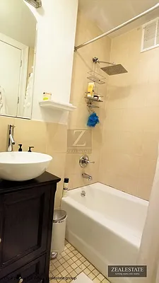 Rented by ZealEstate Group Inc | media 33