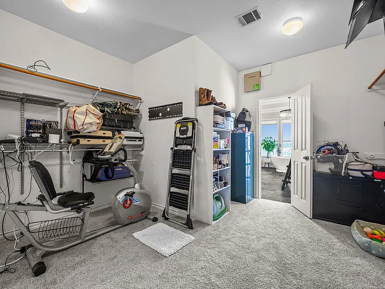 5004 Valburn Ct — Photo 27