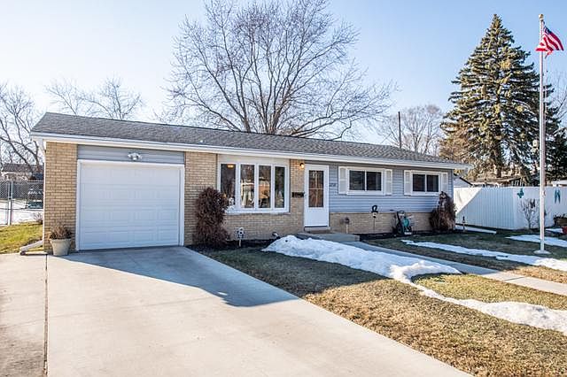1st image of 2737 Varonen Ave