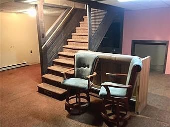 2nd image of 308 S Walnut St