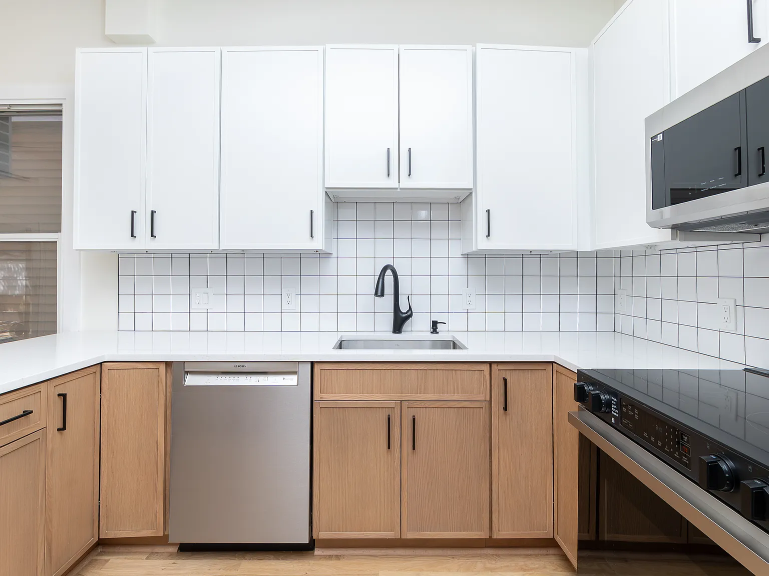 2 bed, 2.5 bath, 1450 sqft, $3,995 — Photo 3