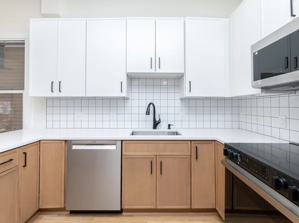 219 Trenton St Floor 1, Boston, MA 02128