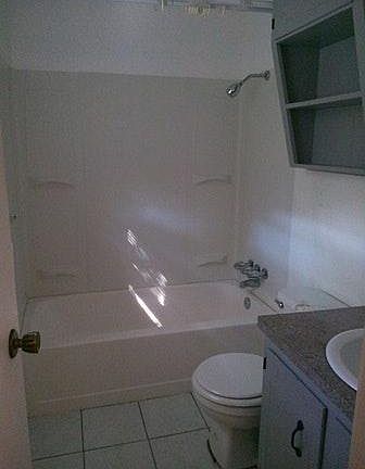 5th image of 2203 Grandon Cir