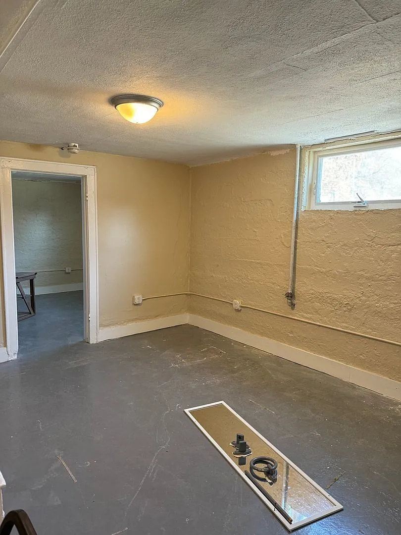 700 W State Street, Springfield MO 65802 — Photo 2