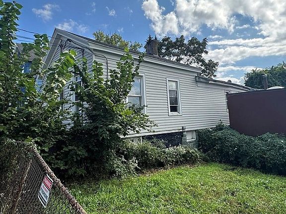 3rd image of 147 Steuben St