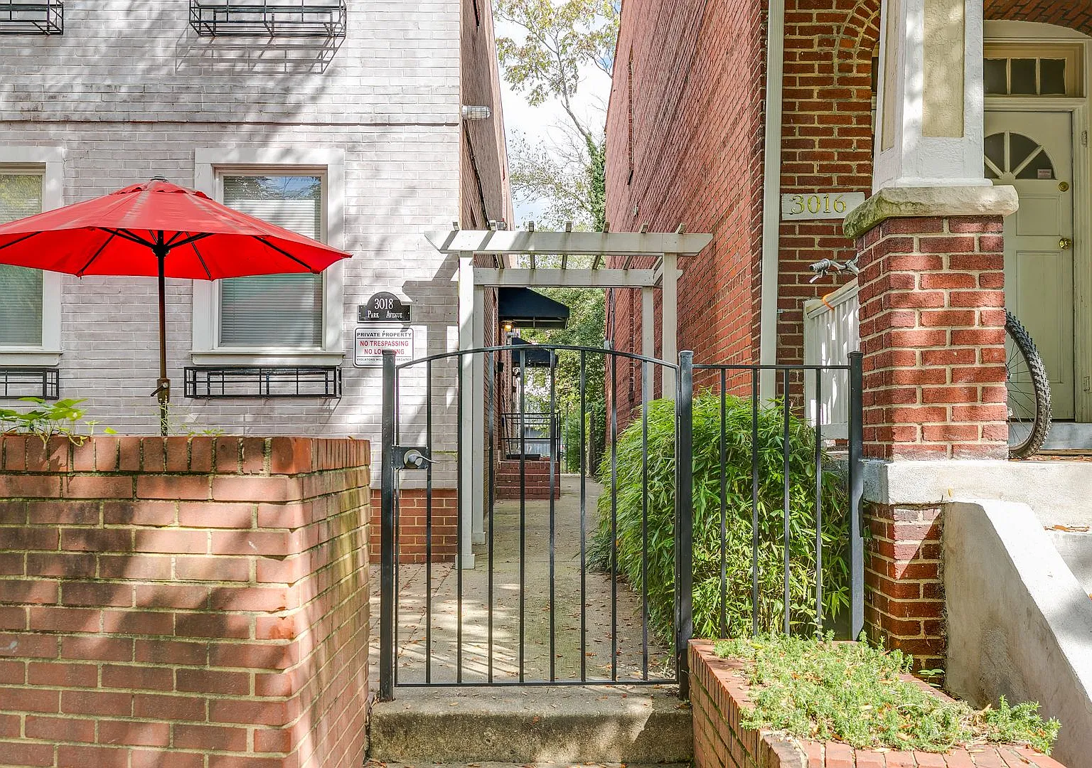 3018 Park Ave — Photo 3