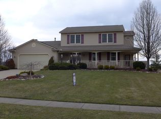 927 Wood Hill Ct, Brunswick, OH