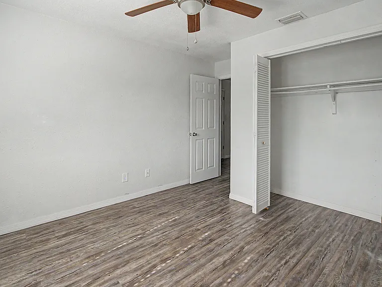 7210 N Manhattan Ave #621 — Photo 12
