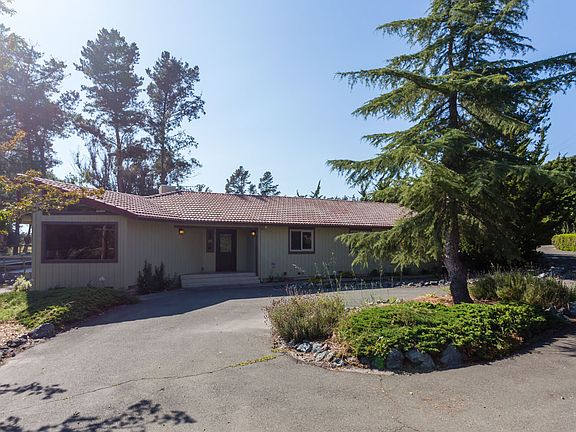 3rd image of 518-520 Orchard Ln