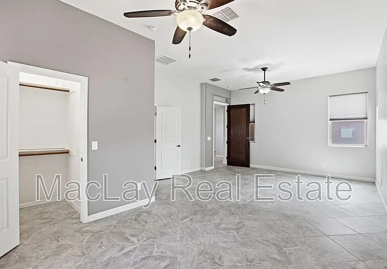 1142 E Bajor St — Photo 28