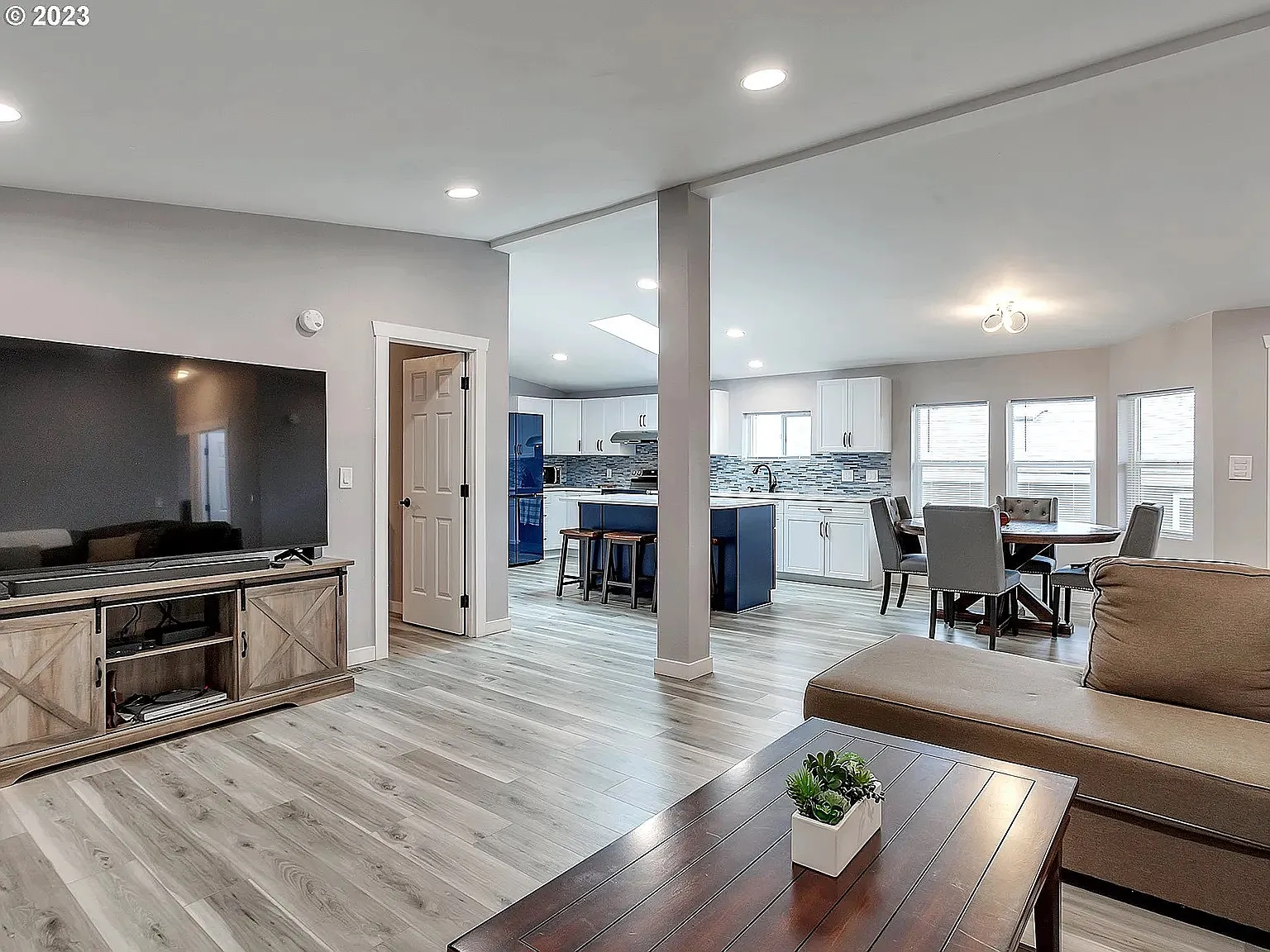 4 bed, $750 — Photo 3