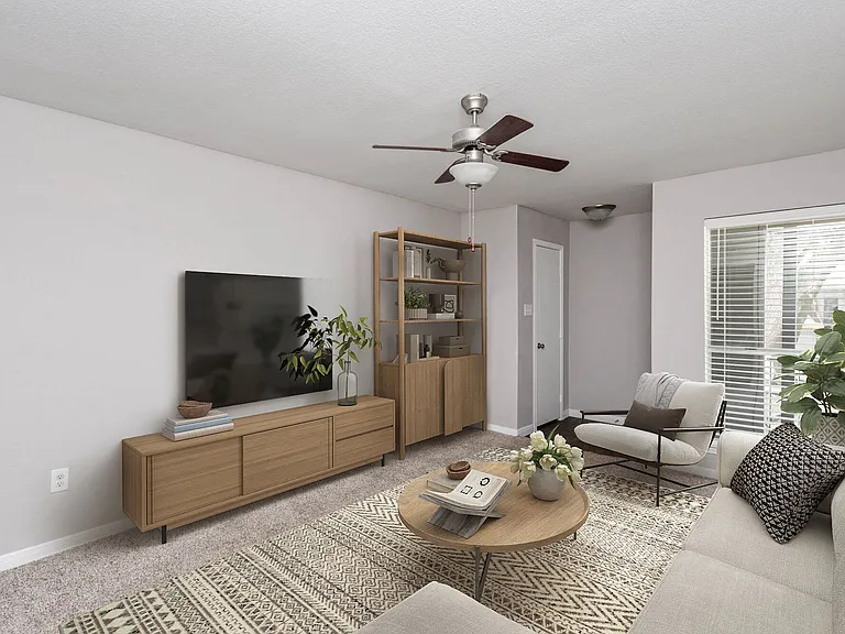 The Ellis Apartments — Photo 7