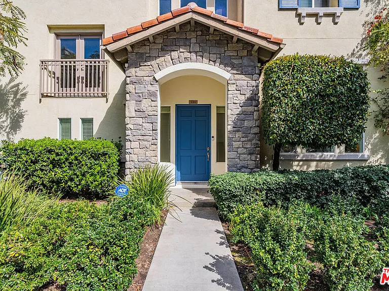 5744 Celedon Crk — Photo 3