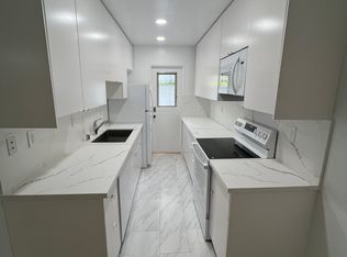 11969 Kiowa Ave #4, Los Angeles, CA 90049