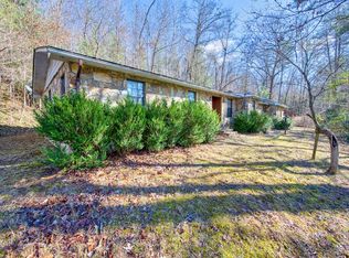 1564 Thomas Valley Rd, Whittier, NC 28789
