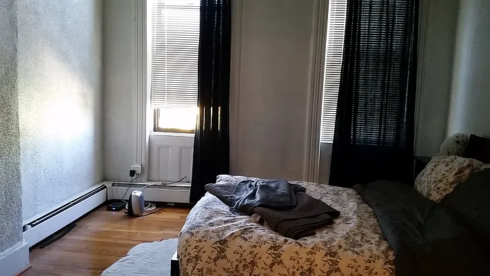 Rented by New York Realty Minimax Inc | media 3