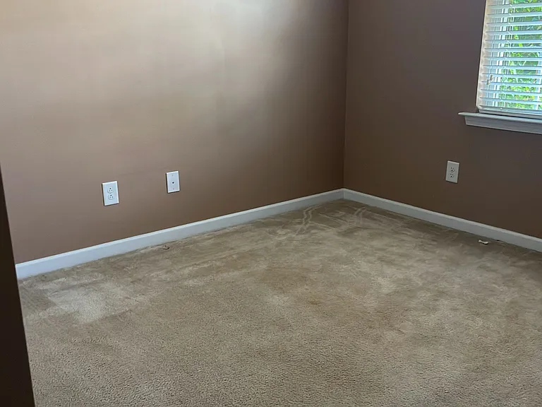 2420 Girvan Dr — Photo 10
