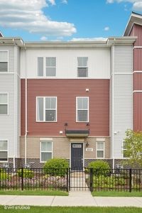 855 Finley Dr, Aurora, IL, 60504