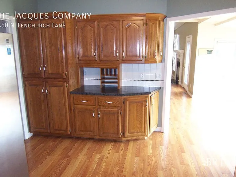 1450 N Fenchurch Ln — Photo 15